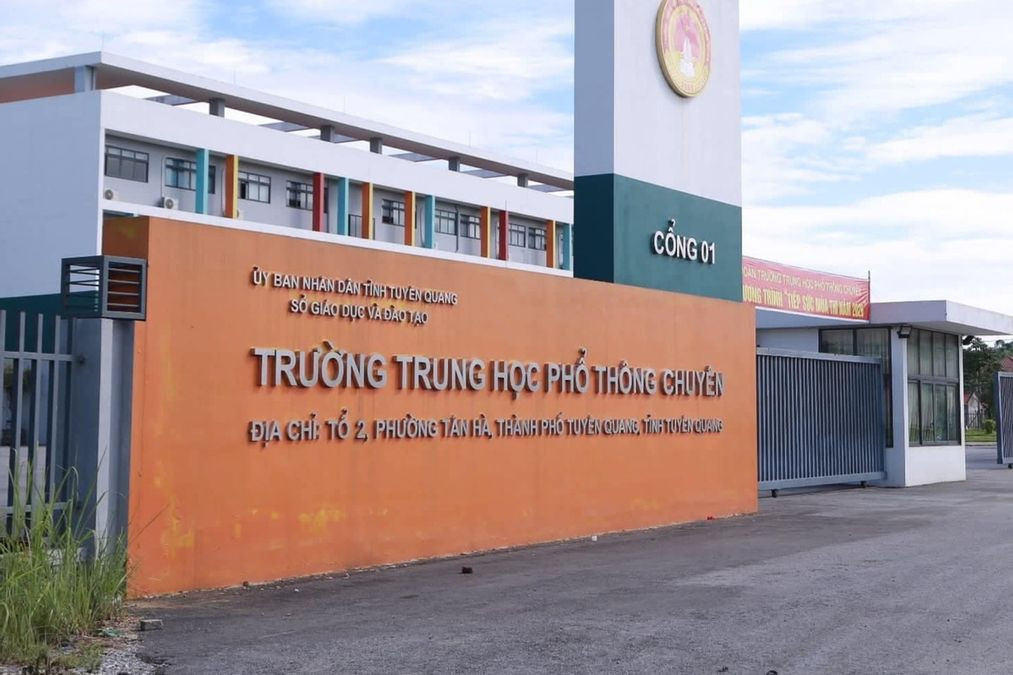 Bộ Công an chính thức thụ lý điều tra vụ điểm 10 bất thường ở Tuyên Quang - Ảnh 1.