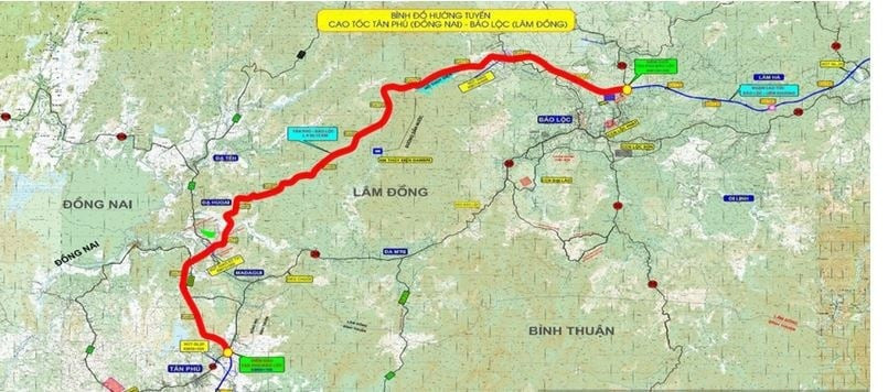 Cao tốc xuyên rừng đẹp nhất Việt Nam do Sơn Hải xây dựng gặp khó sau 8 tháng khởi công - Ảnh 1.