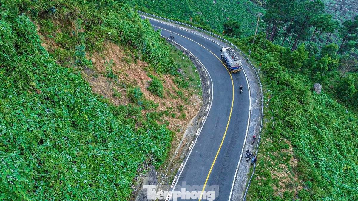 Những lưu ý khi lái xe qua khu vực có nguy cơ sạt lở - Ảnh 3.