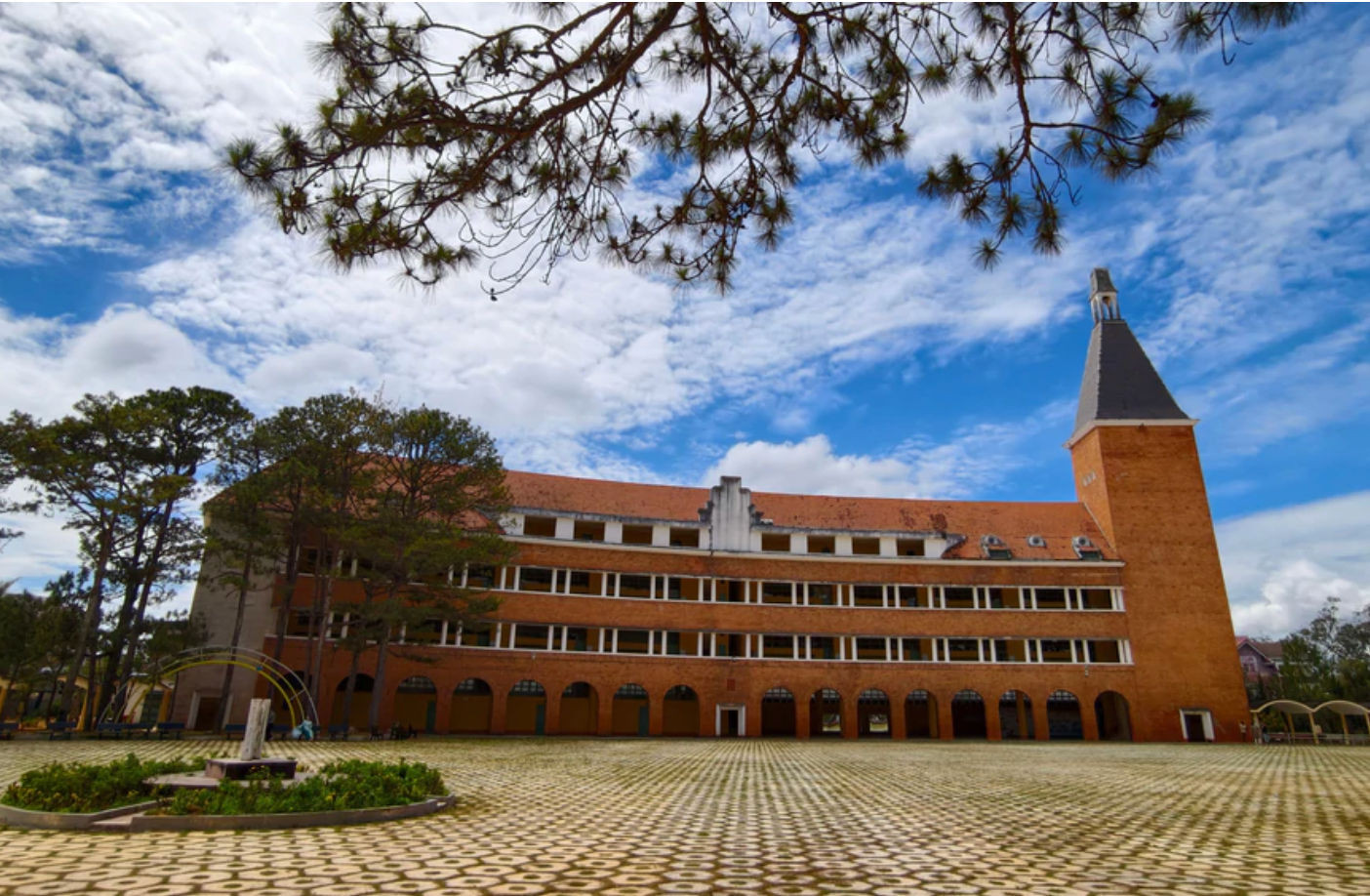 cong-trinh-kien-truc.jpg