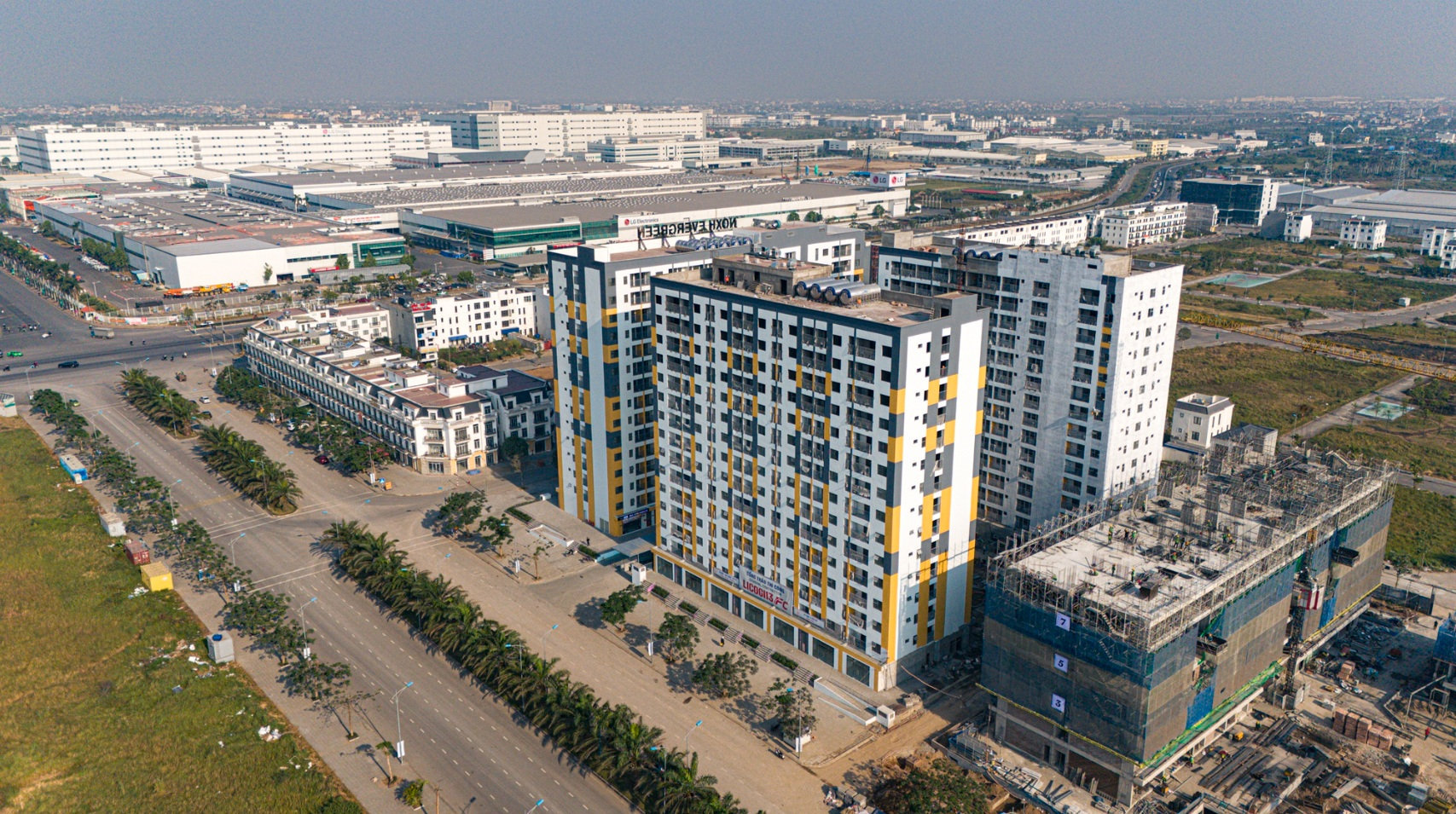 Từ 1/8, hộ gia đình thu nhập tới 58 triệu đồng/tháng vẫn được mua nhà ở xã hội: Cụ thể ra sao, áp dụng địa phương nào? - Ảnh 1.