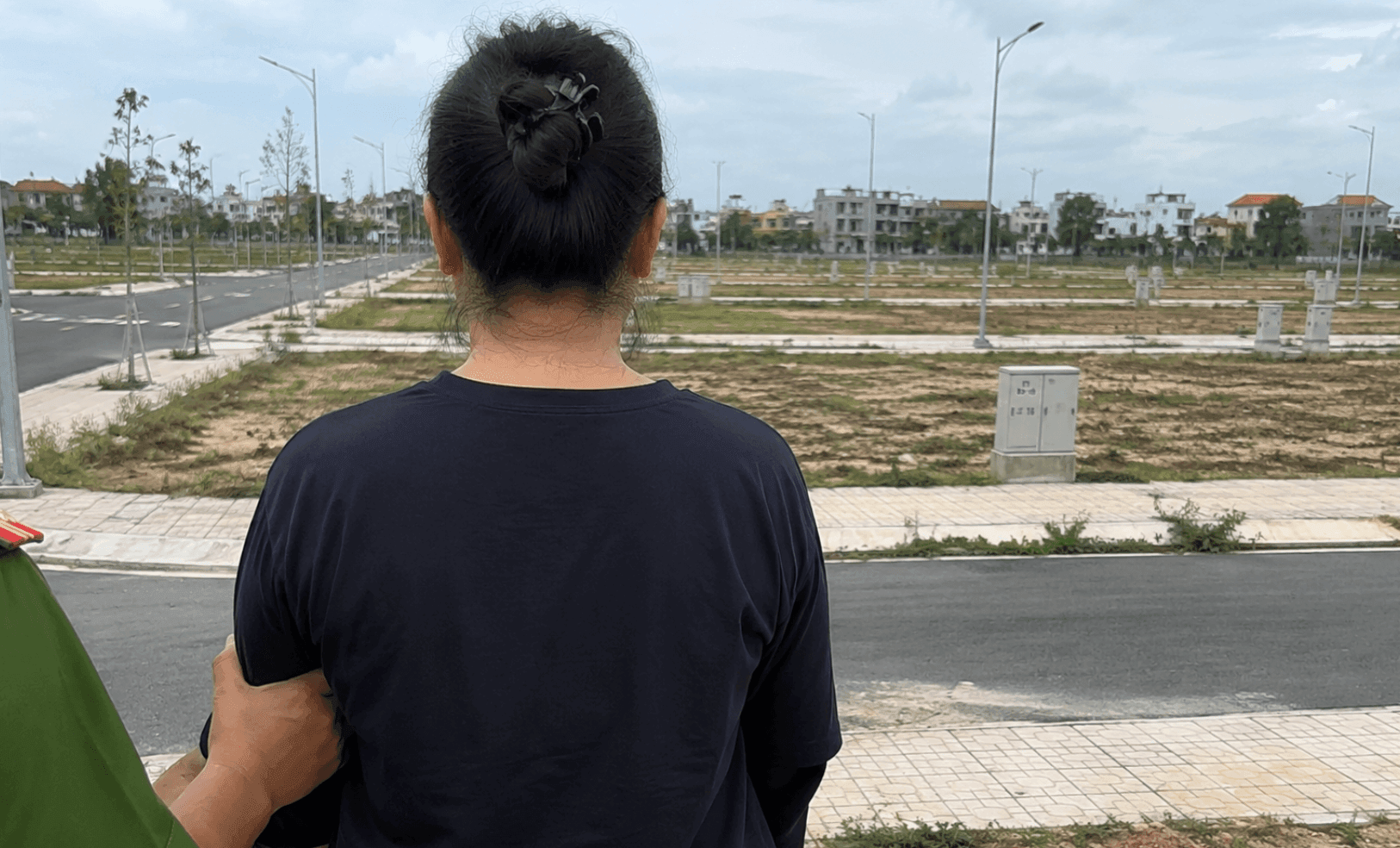 Bắt tạm giam môi giới bất động sản Nguyễn Thị Lệ Hoa sinh năm 1968
