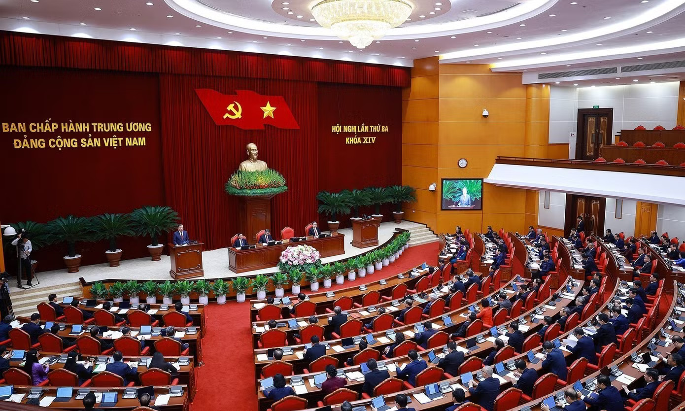 Hội nghị Trung ương 3 khóa XIV. Ảnh: TTXVN. Trung ương thảo luận về định hướng sửa đổi Luật Đất đai - Ảnh 1.