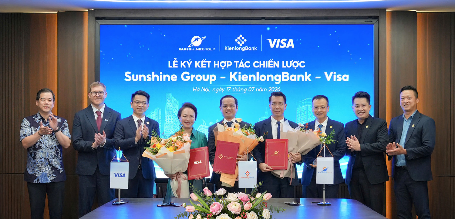 kienlongbank_ky_ket_visa_sunshine-1.1 (1)