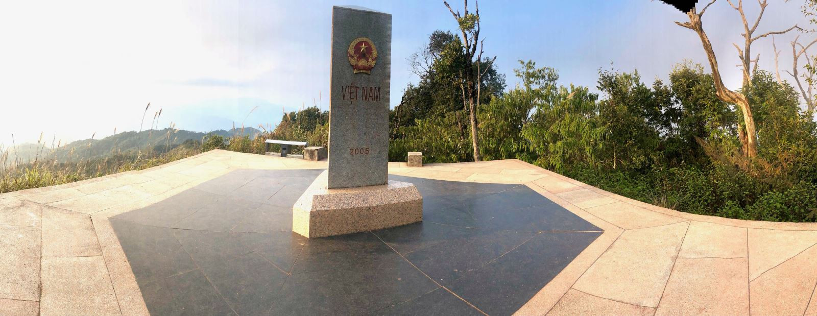 Cột mốc số 0 - A Pa Chải, điểm cực tây, ngã ba biên giới Việt Nam - Lào - Trung Quốc.