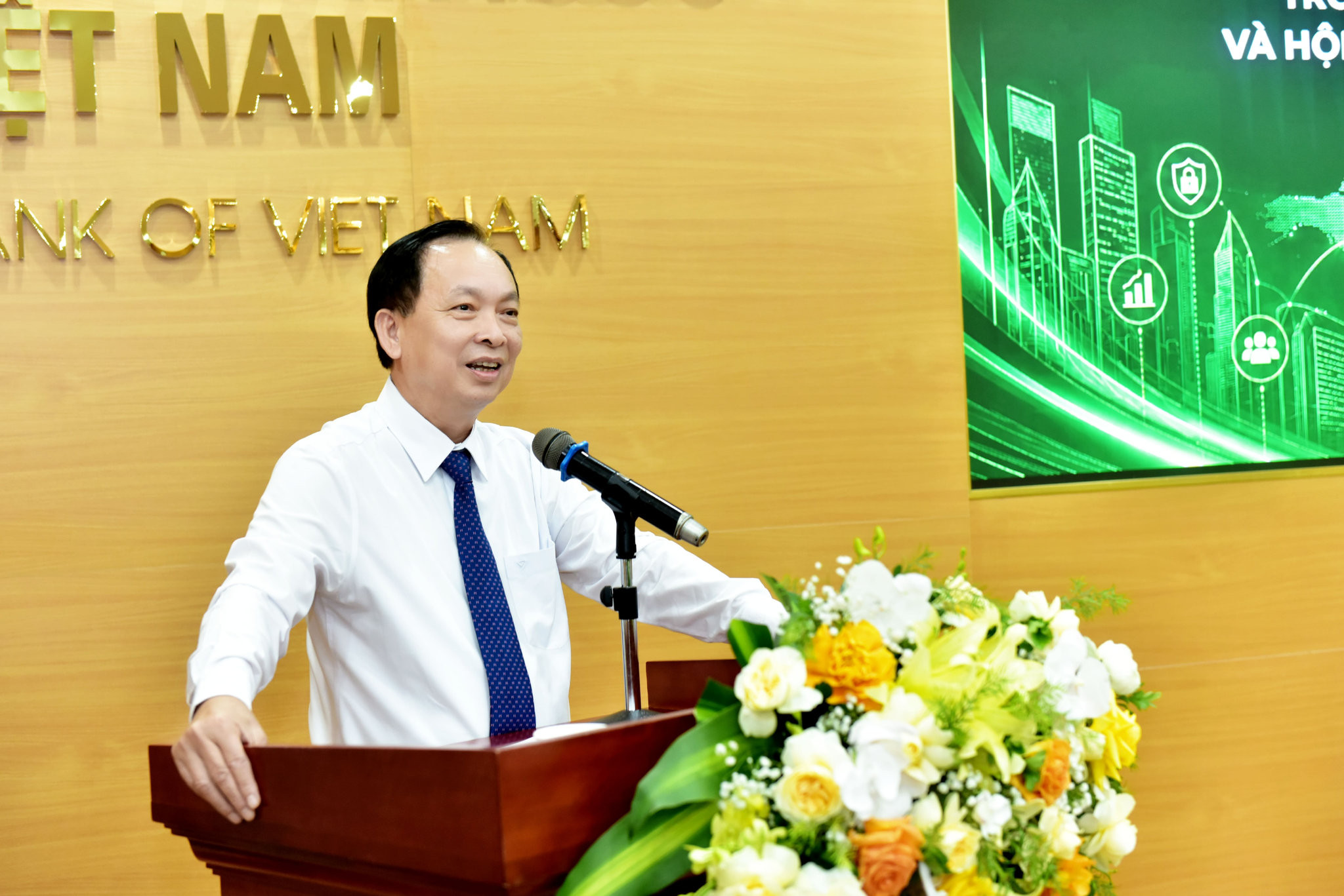 21.7.2026 Phó Thống đốc Thường trực Đoàn Thái Sơn Tiếp tục hoàn thiện khuôn khổ quản trị rủi ro theo chuẩn mực quốc tế, bảo đảm an toàn hệ thống ngân hàng