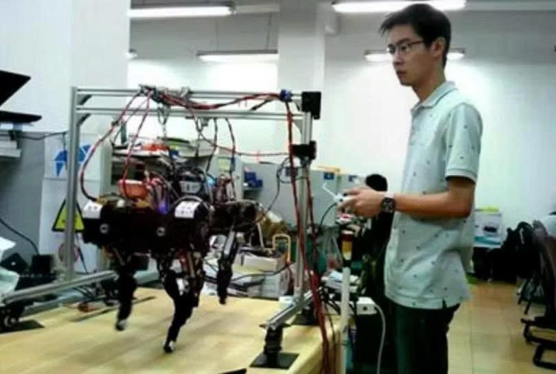 robot.1_1784626275.jpg