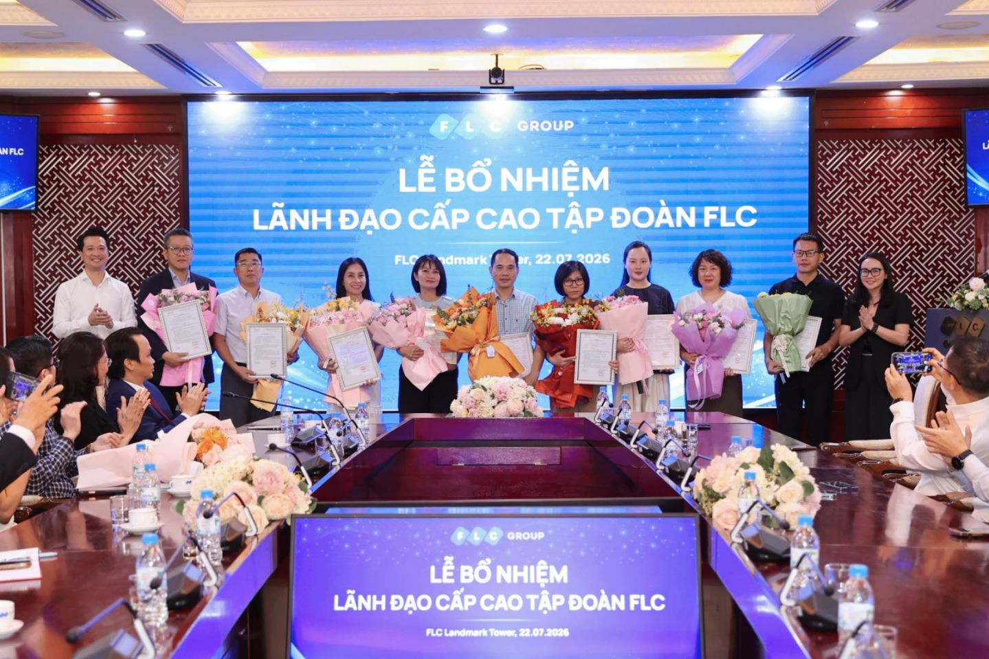 flc-bo-nhiem-mot-so-vi-tri-quan-ly-cap-cao-khac.jpg