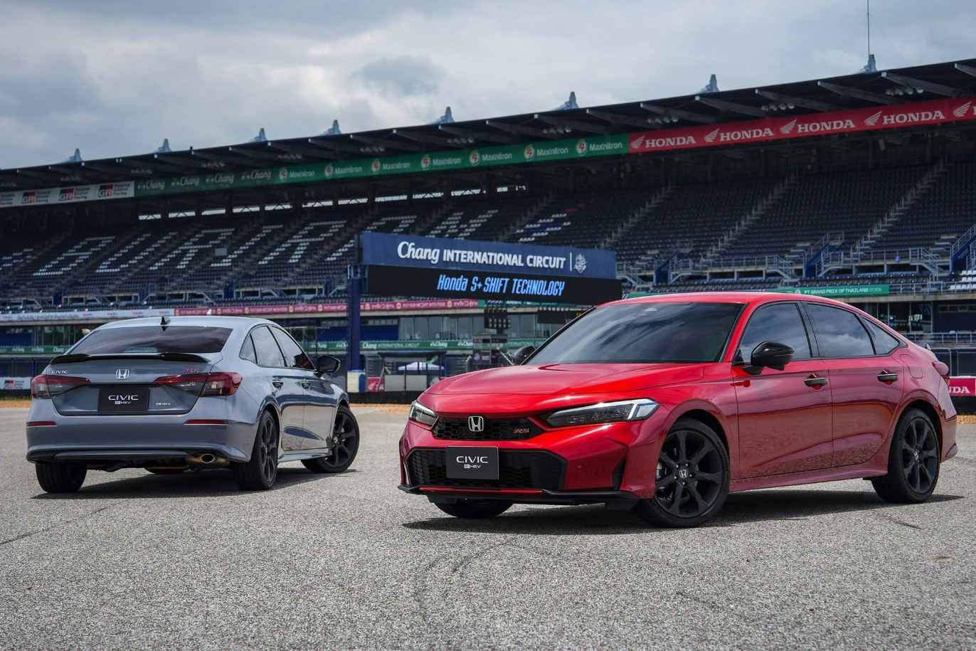 Honda Civic FE eHEV -8