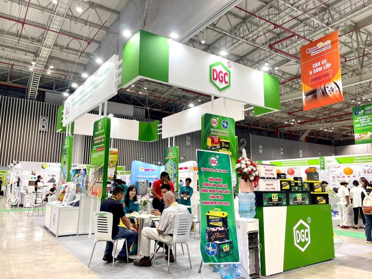 Khởi tố Tổng Giám đốc và 2 lãnh đạo cấp cao của tập đoàn hóa chất lớn - Ảnh 3.