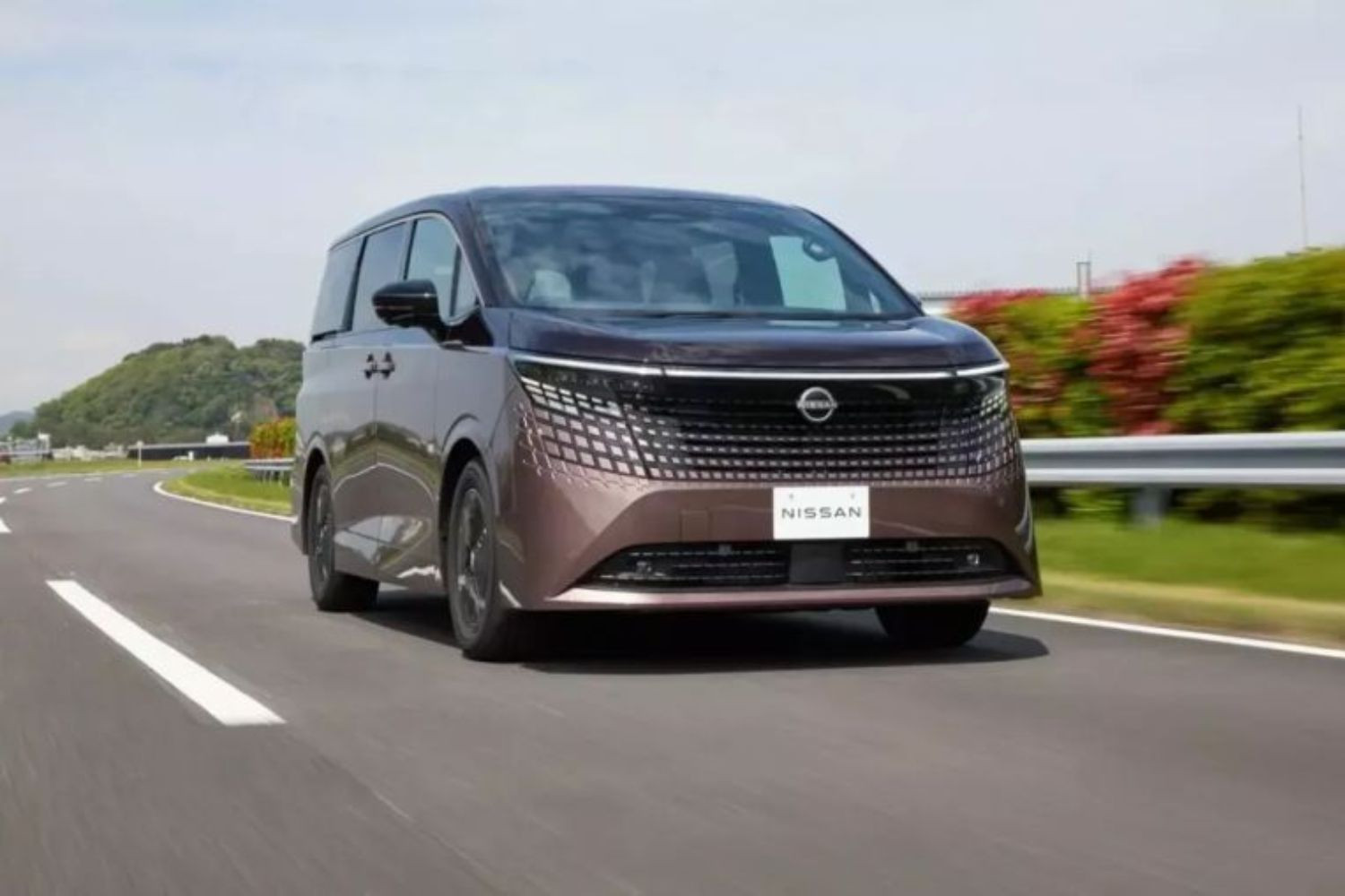 Nissan Elgrand 2027
