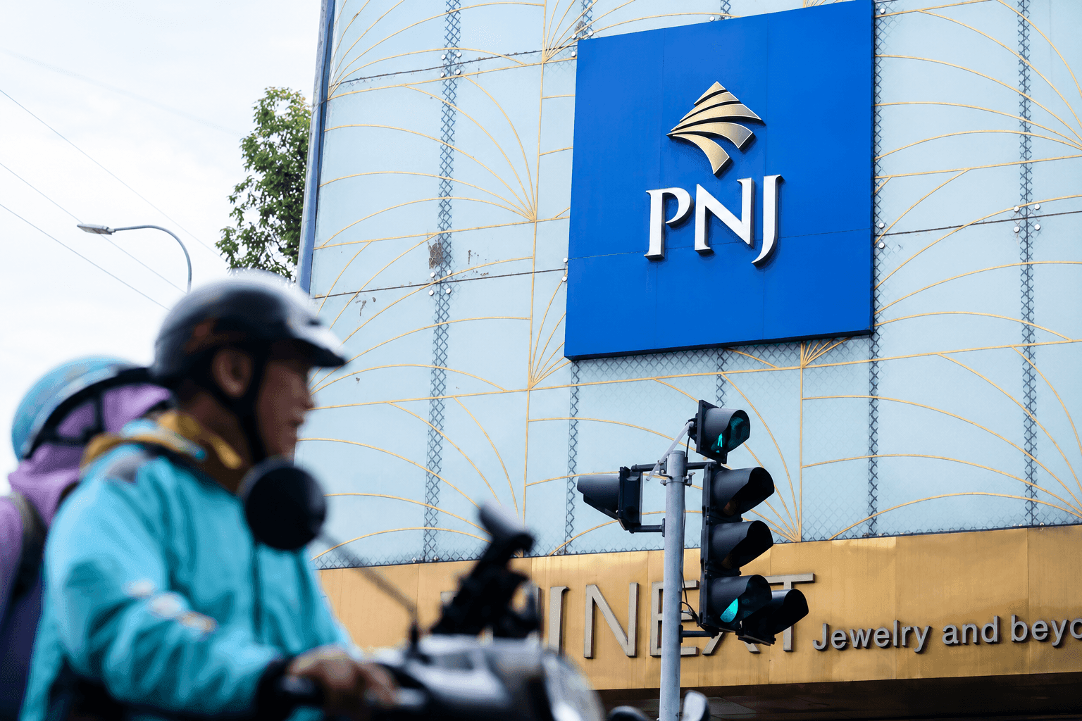 PNJ mất hơn một nửa thị giá, quỹ đầu tư nào chịu ảnh hưởng nặng nhất?