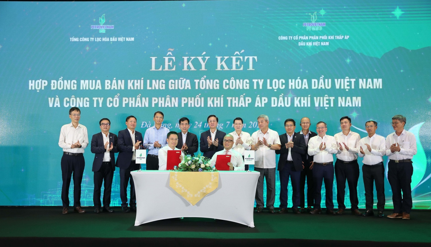 Lãnh đạo Petrovietnam chứng kiến Lễ ký hợp đồng mua bán khí giữa BSR và PV GAS D