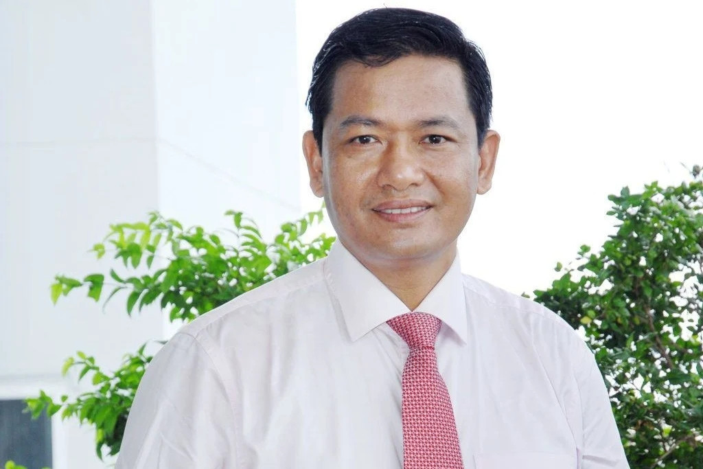 Ông Đinh Tiến Dũng