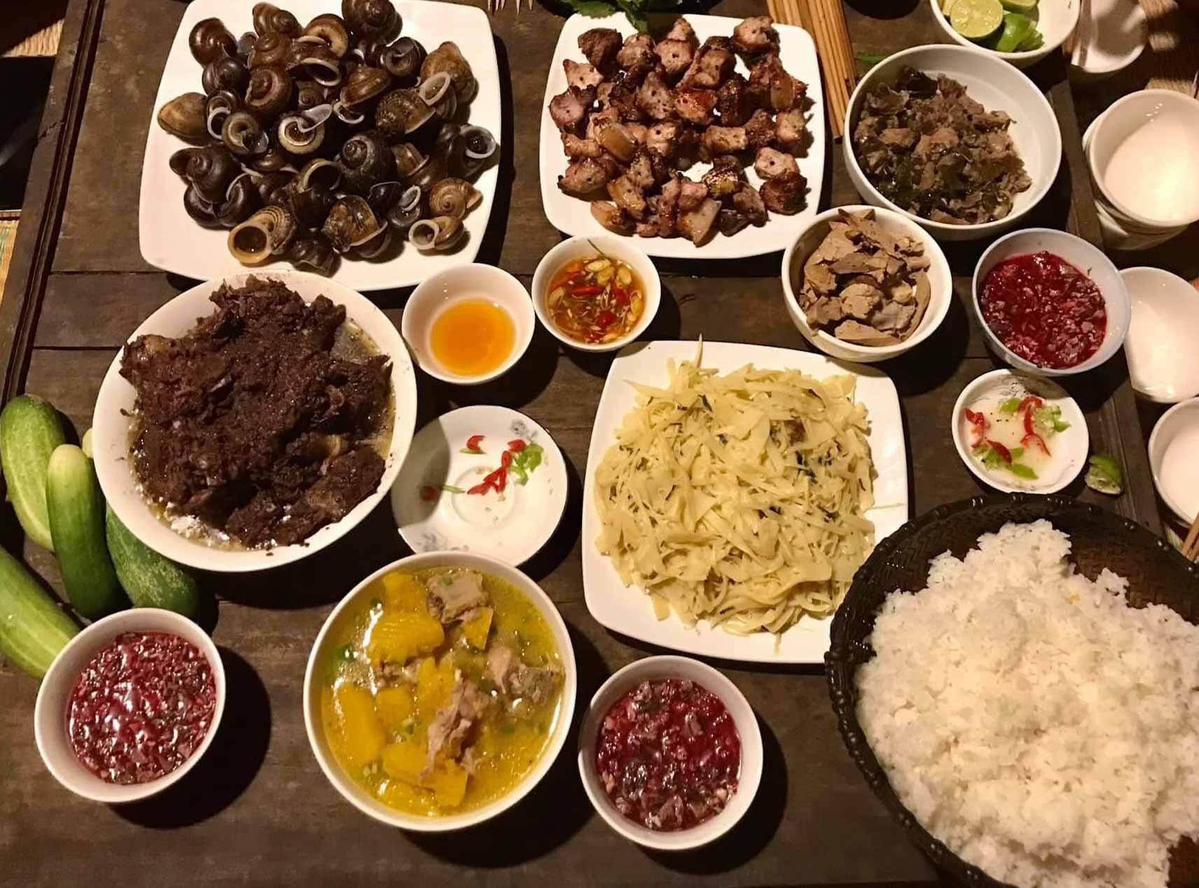 kham-pha-trai-nghiem-nhung-net-dep-tiem-an-o-thac-mu-lac-son-hoa-binh-dulichvn-kham-pha-4-edited-1650530686_1784882944.jpg