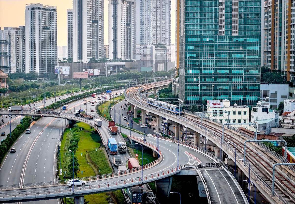 Việt Nam sắp có thêm 9,3 tỷ USD vốn vay từ tổ chức hơn 80 năm tuổi: Loạt dự án hạ tầng, giao thông được ưu tiên - Ảnh 1.