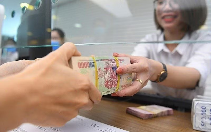 Ngân hàng Nhà nước nới tỷ lệ cho vay, huy động từ ngày 1/8 - Ảnh 1.