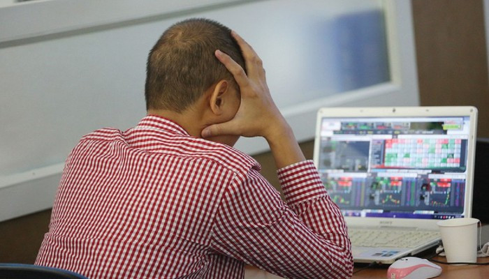 VN-Index giảm gần 50 điểm từ đầu năm, khối ngoại bán ròng 92.000 tỷ đồng
