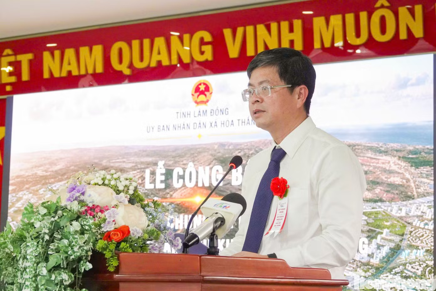 Ông Nguyễn Hồng Hải - Phó Chủ tịch UBND tỉnh Lâm Đồng - phát biểu. Lâm Đồng quy hoạch đô thị du lịch biển gần 32.000 ha - Ảnh 2.