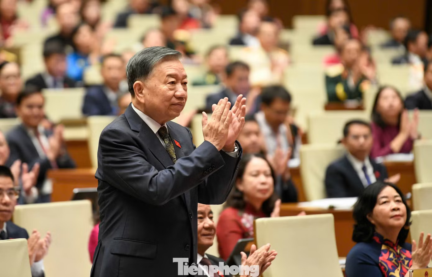 Lãnh đạo Đảng, Nhà nước dự Kỳ họp không thường lệ thứ Nhất, Quốc hội khóa XVI - Ảnh 2.