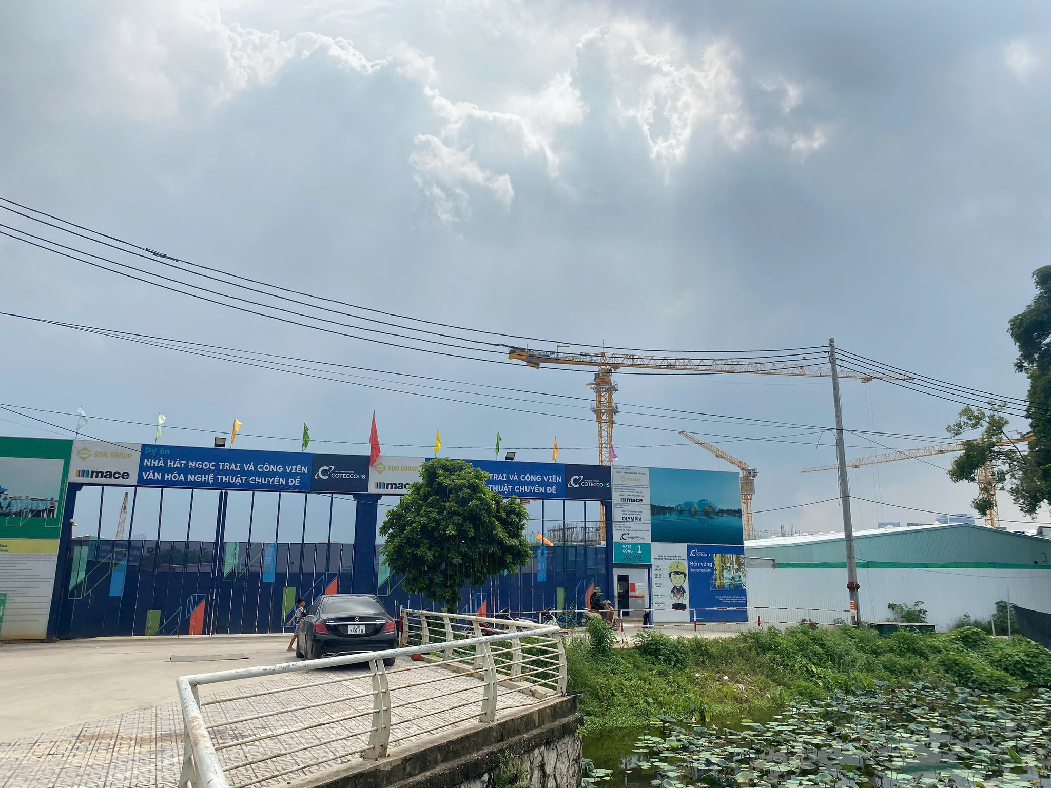 nha-hat-ngoc-trai-4.jpg