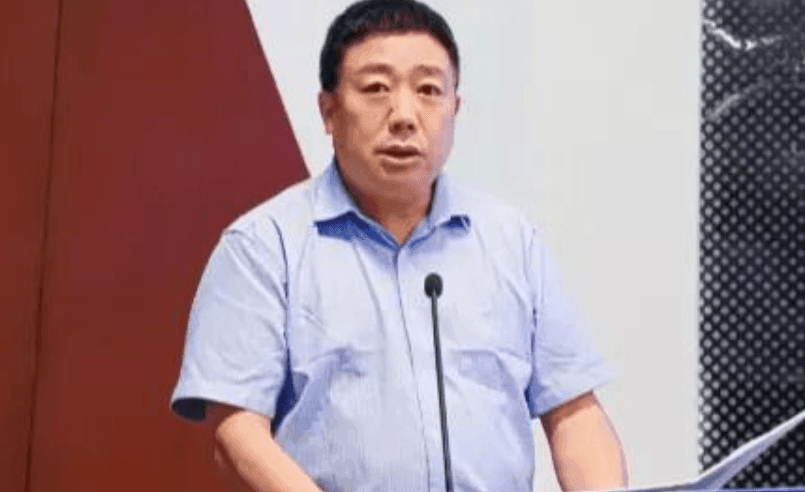Tịch thu tài sản, khai trừ khỏi Đảng, hủy bỏ các chế độ, quyền lợi hưu trí đối với nguyên Phó Bí thư Quận ủy sinh năm 1966 tại Trung Quốc - Ảnh 1.
