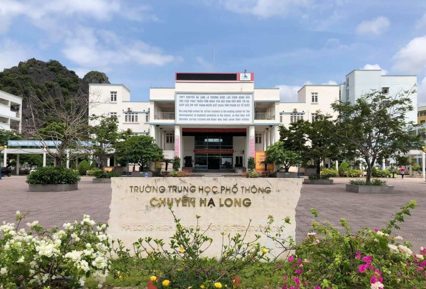 truong-chuyen-1.jpeg