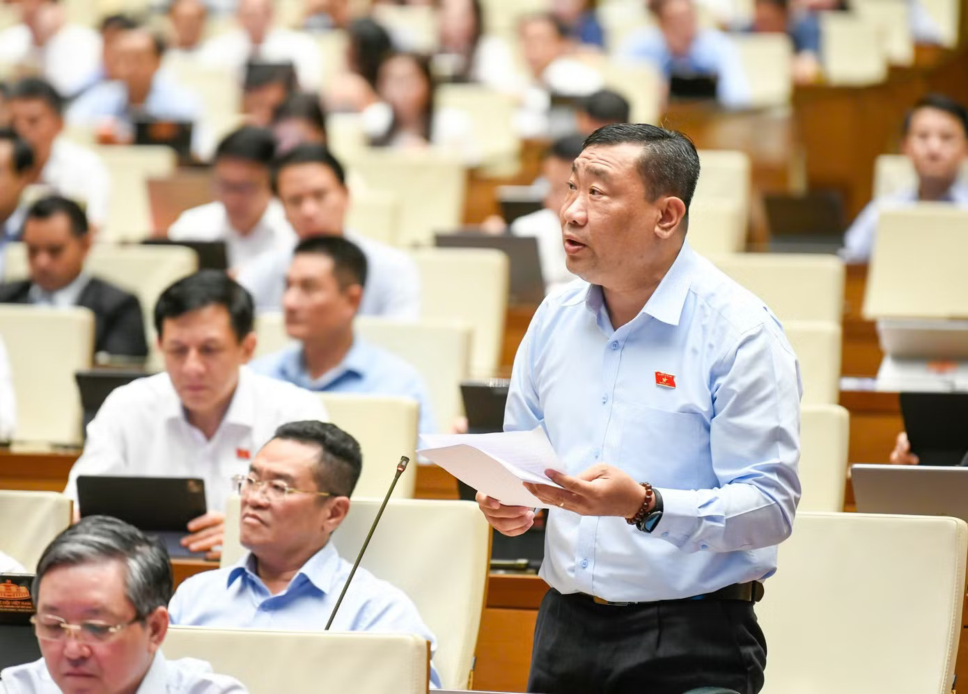 Đại biểu Thạch Phước Bình (Vĩnh Long). Ảnh: Như Ý. Bộ trưởng Tài chính nói lý do phải cấm kinh doanh khí cười - Ảnh 3.