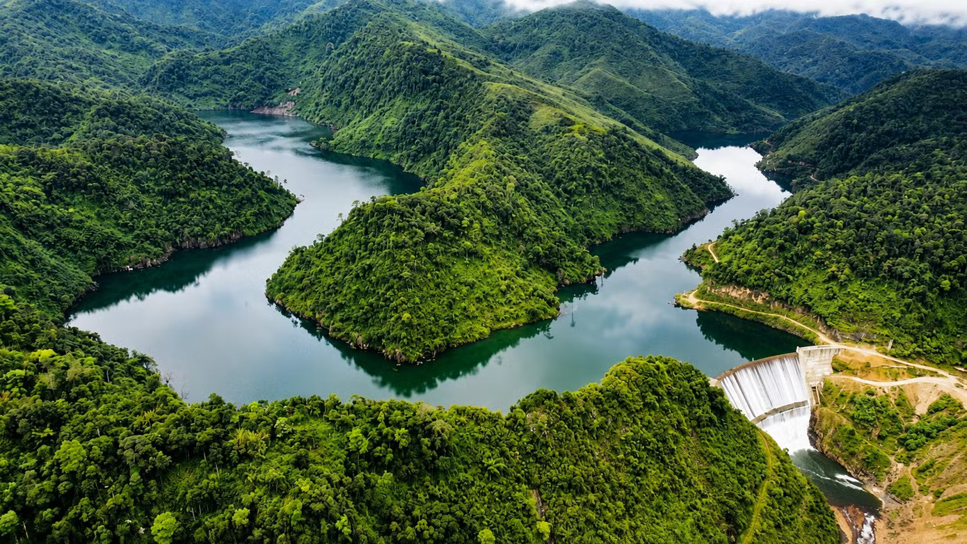 Thủy điện La Trọng lùi thời gian vận hành từ tháng 4 sang tháng 9/2026. Nhiều dự án năng lượng ở Quảng Trị 'lụt' tiến độ - Ảnh 2.