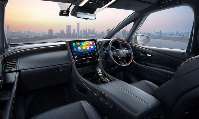 Khoang lái Toyota Alphard 2026