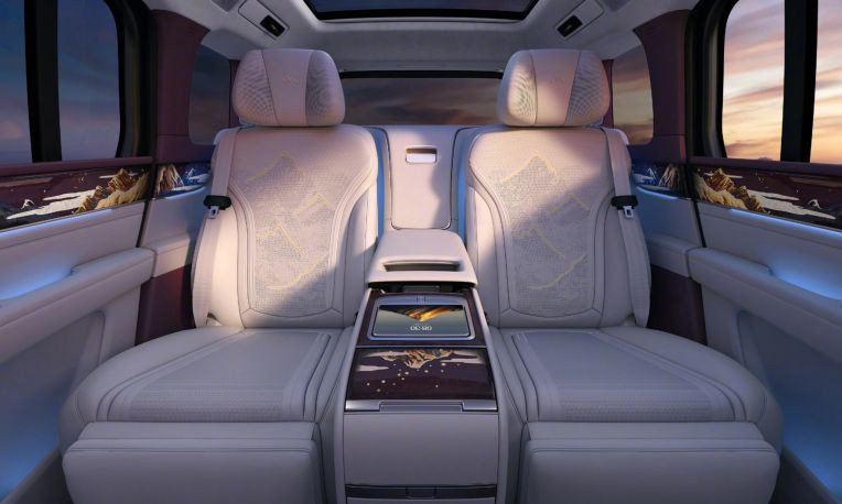 Xe điện giá 7 tỷ đồng đến từ Trung Quốc thách thức Rolls-Royce, Maybach - Ảnh 2.