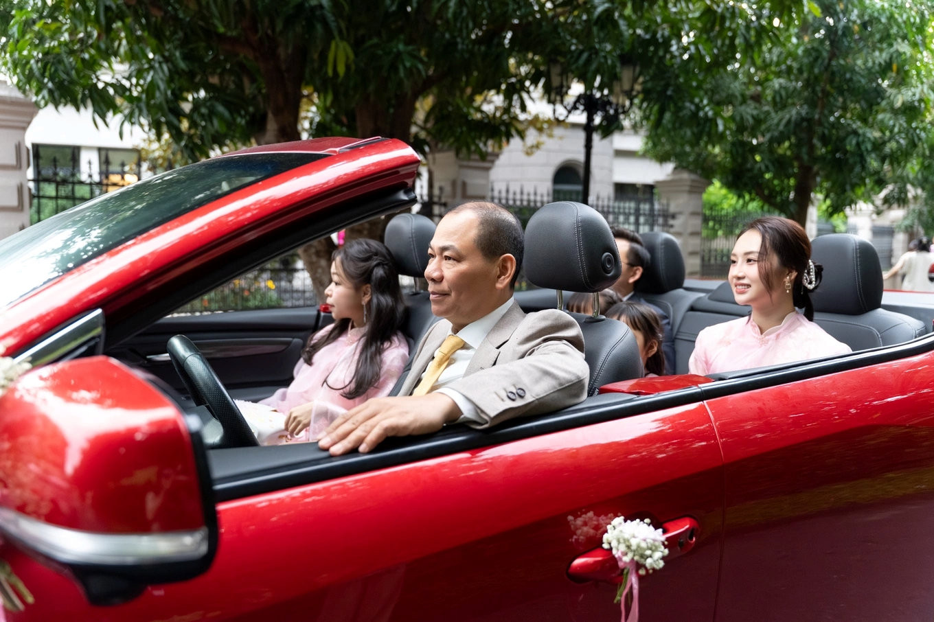 3 người con của tỷ phú Phạm Nhật Vượng làm lãnh đạo tại 8 doanh nghiệp trong hệ sinh thái Vingroup - Ảnh 1.