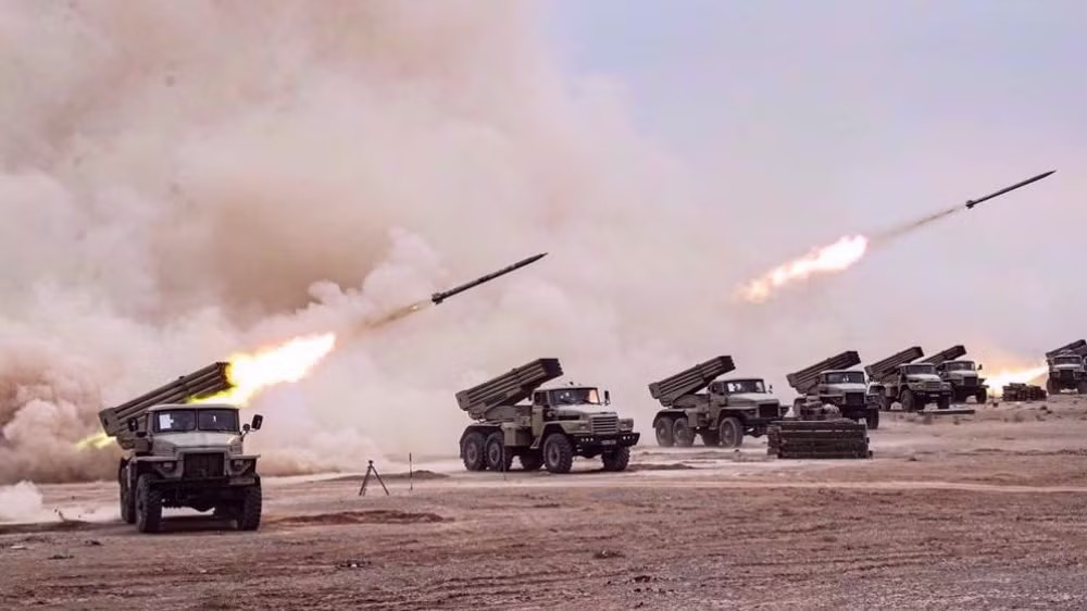 Iran đặt quân đội vào trạng thái sẵn sàng chiến đấu cao - Ảnh 1.
