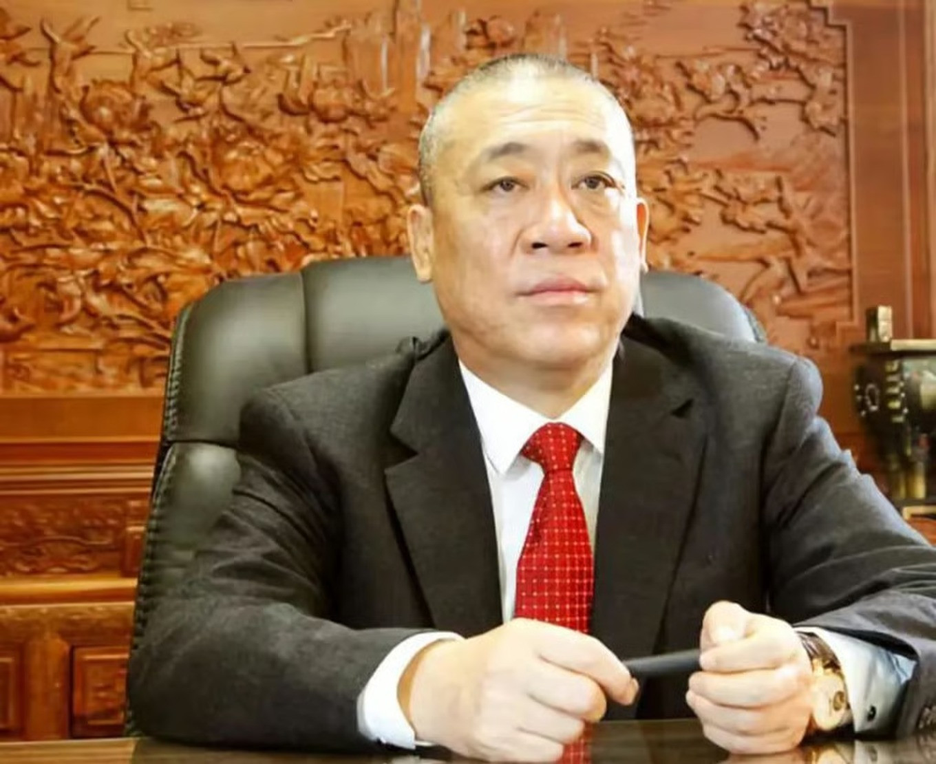 sa-thai-vi-xau-ho-ve-ngoai-hinh-me-ruot-1.jpg