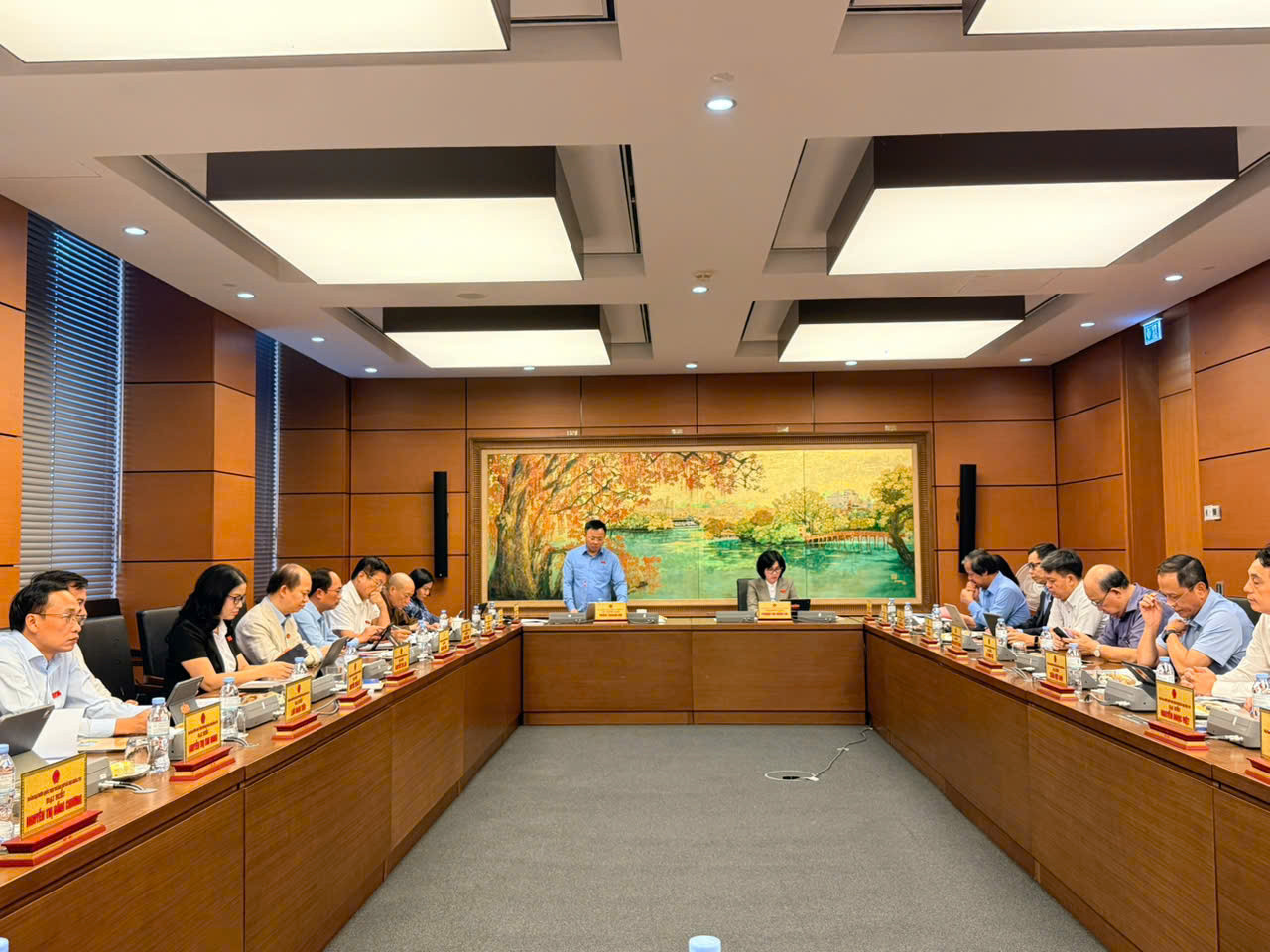 phan-quyen-cho-cap-xa-nha-o-rieng-le.jpg