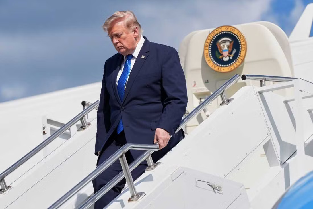 Tổng thống Mỹ Donald Trump. (Ảnh: Reuters) Sáu tháng chiến sự với Iran, Tổng thống Mỹ Trump đang lâm vào ngõ cụt? - Ảnh 1.