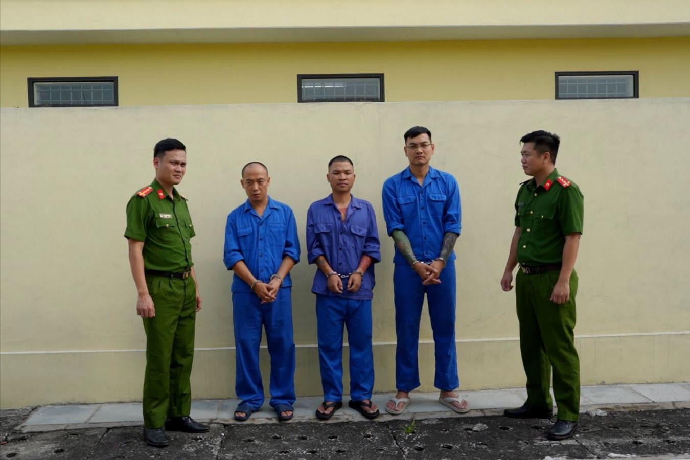 Công an khởi tố Khánh Sky, Hồ Văn Khoa và Vua Quạt