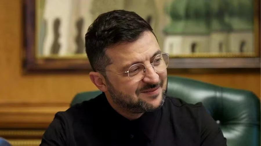 Tổng thống Ukraine Volodymyr Zelensky. (Ảnh: Pravda) Tổng thống Zelensky: Nga nhận 'trái đắng' sau chiến dịch 40 ngày gây sức ép của Ukraine - Ảnh 1.