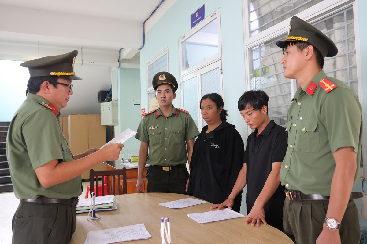 long-an-admin-api.vts-paht.com-upload-img_ck-canh-bao-_65ea63dc-39b6-47fe-b31c-106b2cc5738c.jpeg