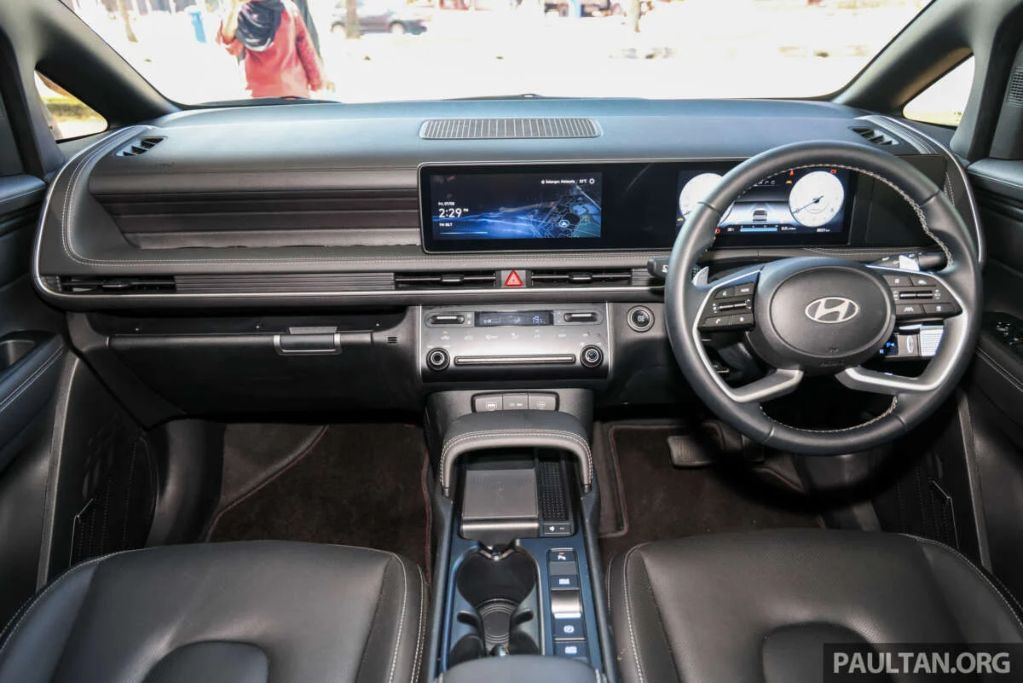 Khoang lái Hyundai Stargazer X 2026