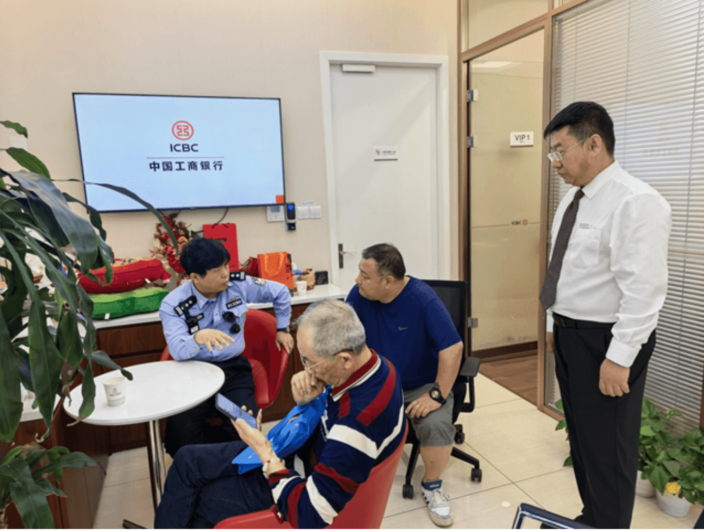 Ảnh màn hình 2026-08-09 lúc 23.15.12