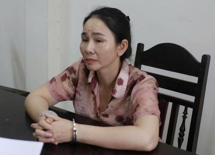 Bắt tạm giam chủ cửa hàng hải sản SN 1982, làm rõ số tiền hơn 50 tỷ đồng