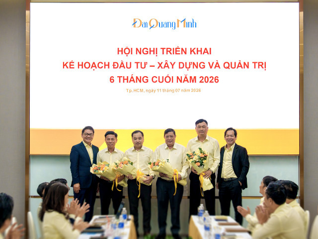 dai-quang-minh-tang-von2.jpg