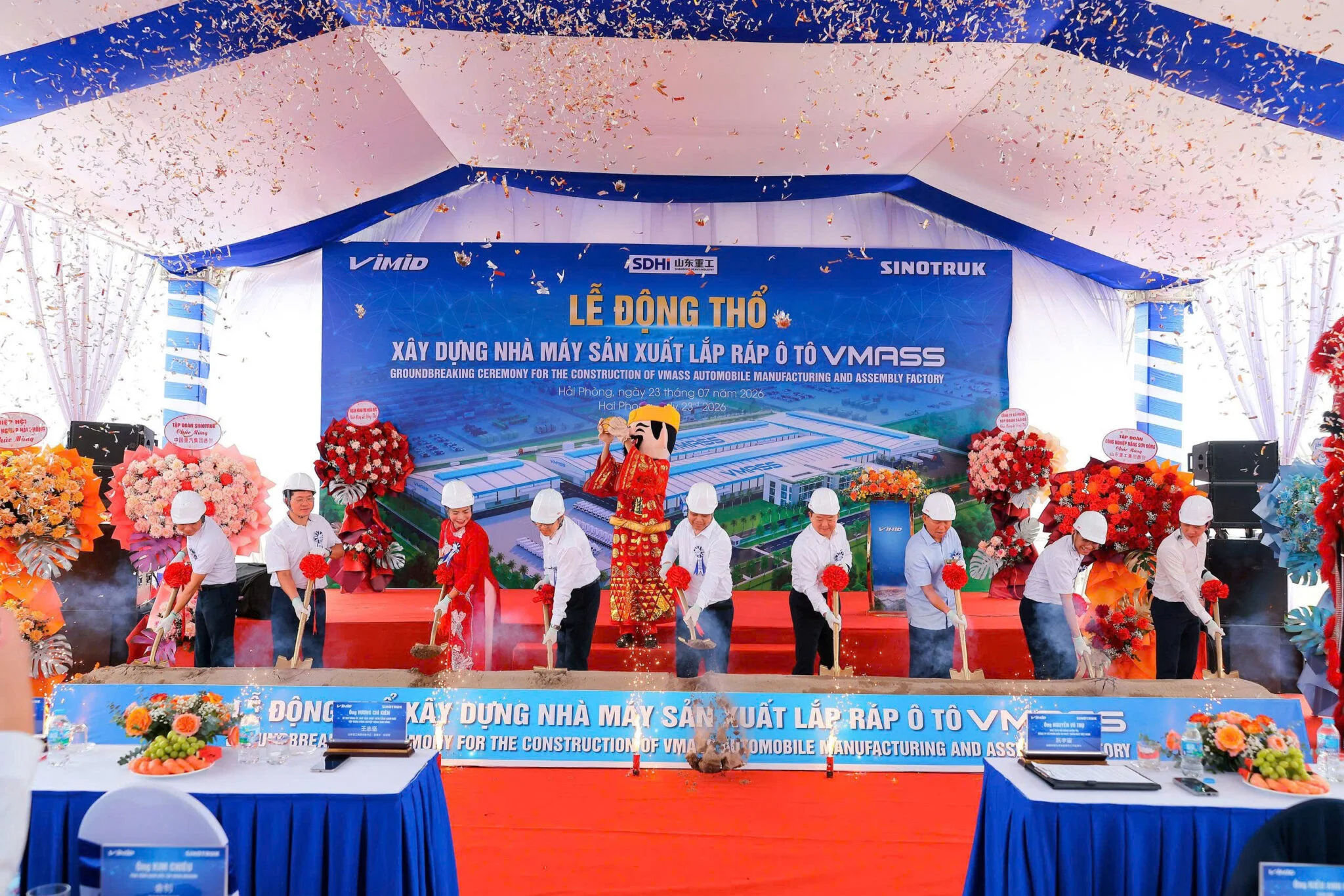 Lễ động thổ xây dựng nhà máy Sản xuất Lắp ráp Ô tô VMASS