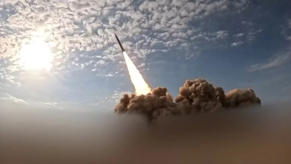 Quan chức cấp cao Iran: Tehran có thể 'kéo dài cuộc chiến' cho đến khi Tổng thống Trump mãn nhiệm - Ảnh 1.