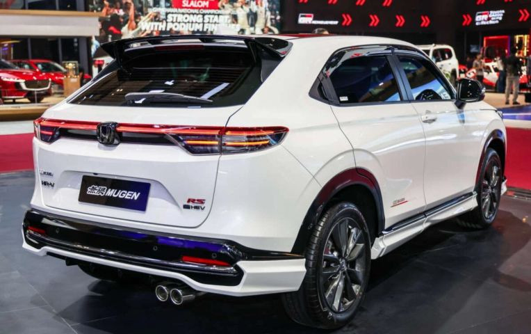 Honda HR-V Mugen 2026 nhìn từ phía sau