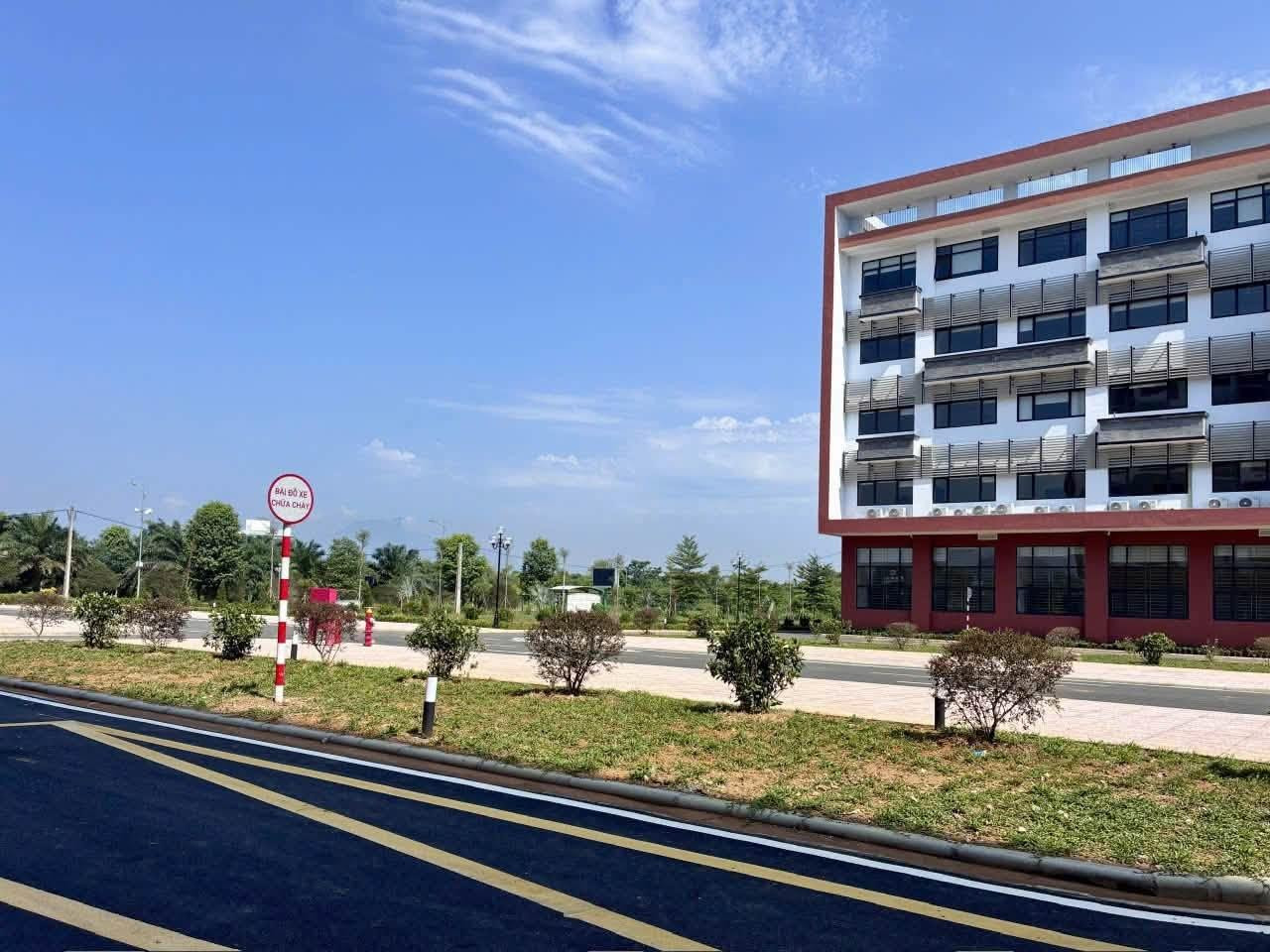 daihocquocgiahanoi4_1786677159.jpg