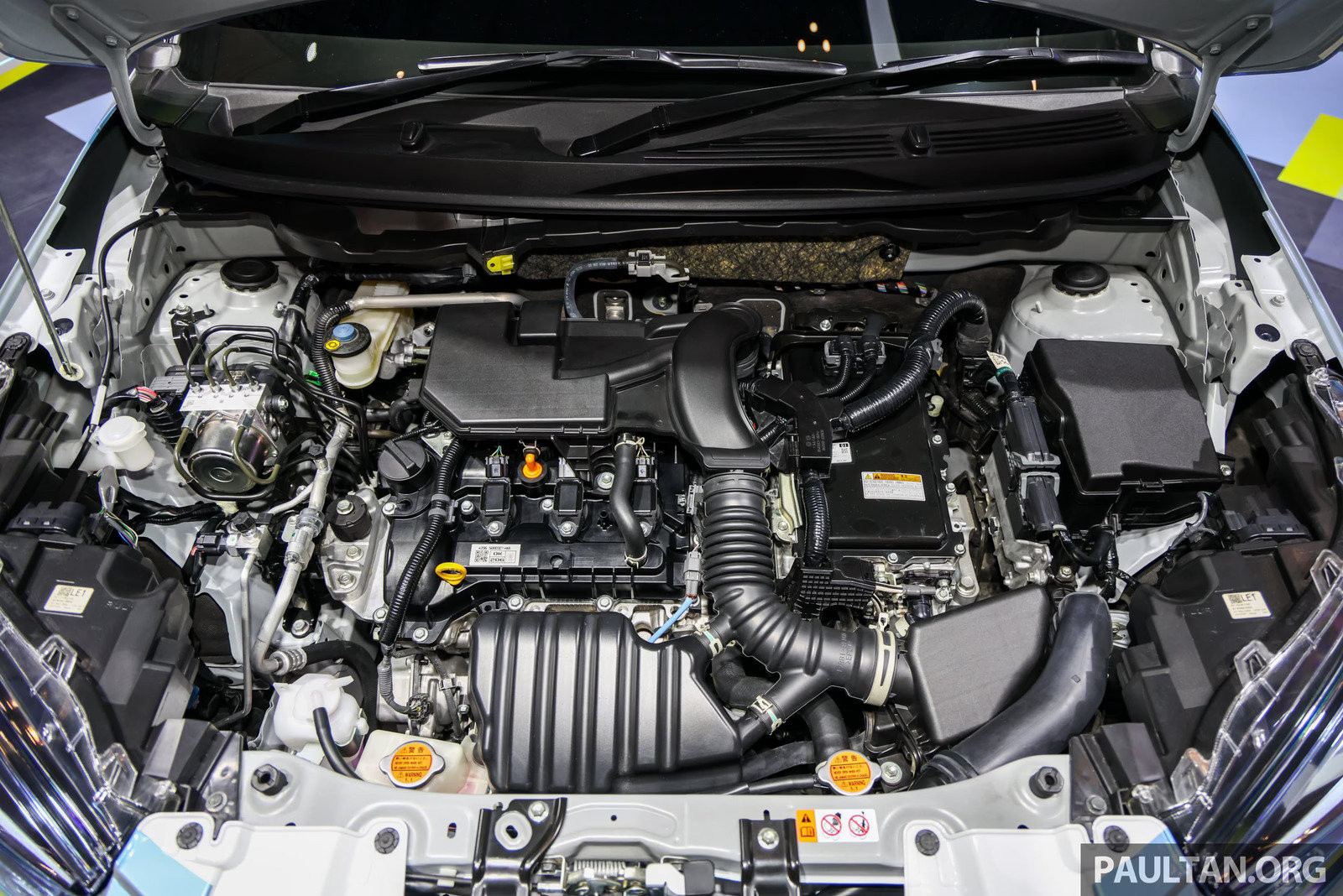 Động cơ hybrid Daihatsu Rocky Hybrid ACTIVe