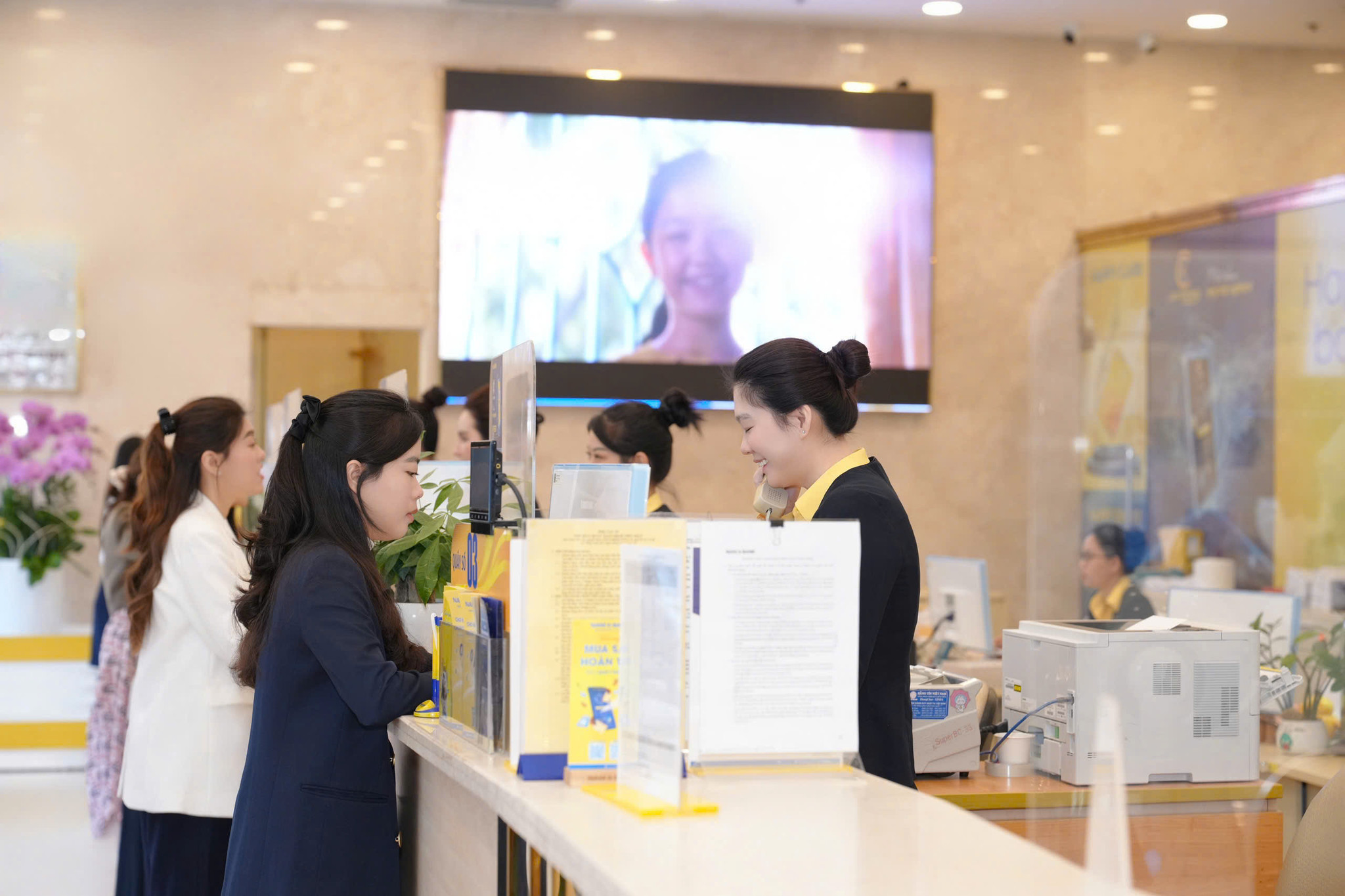 Nam A Bank: Củng cố vị thế Top 15 trên thị trường, cổ phiếu NAB có định giá hấp dẫn - Ảnh 2.