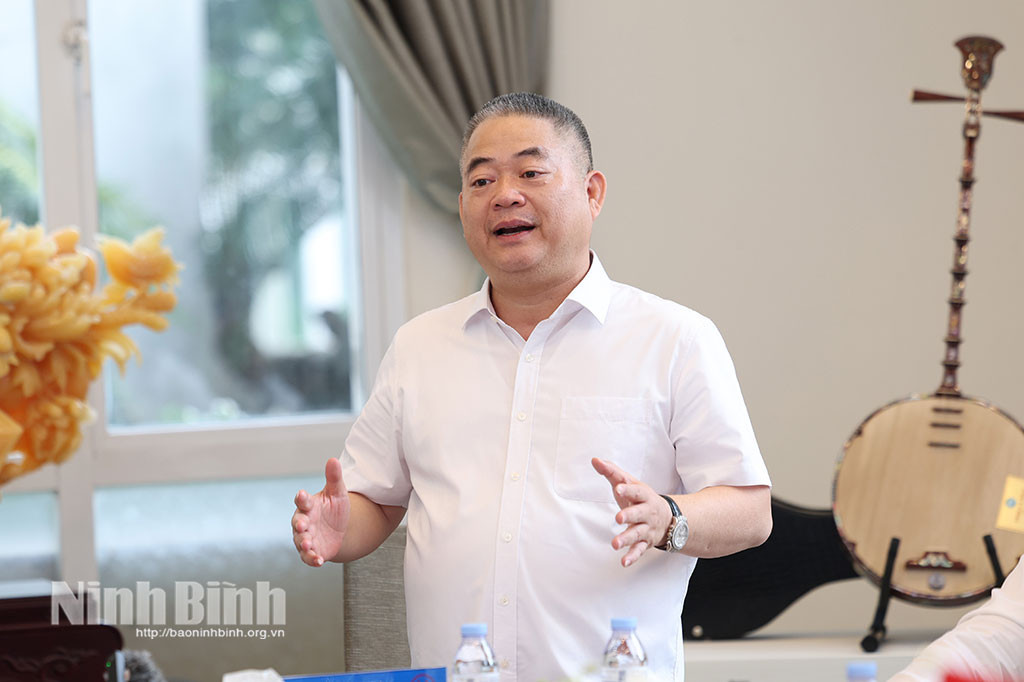 xuan-thien.jpg